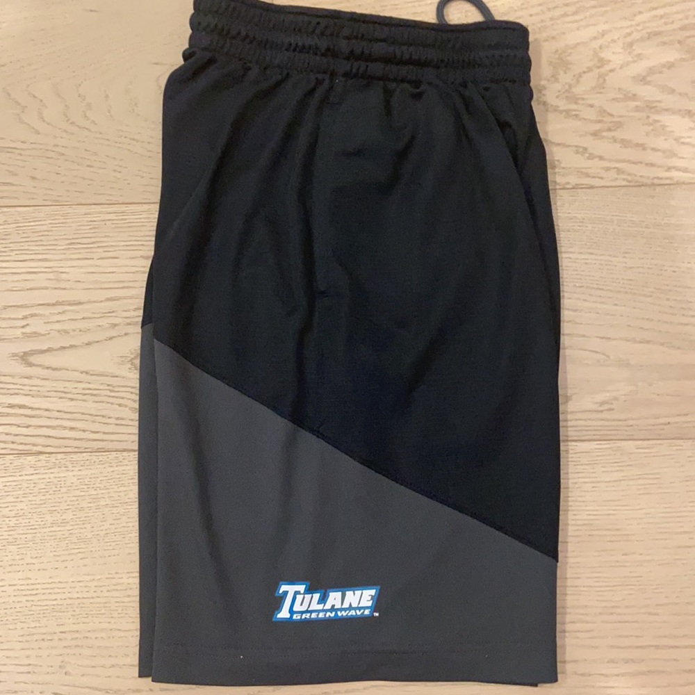 Kids Nike Tulane shorts. Perfect condition.